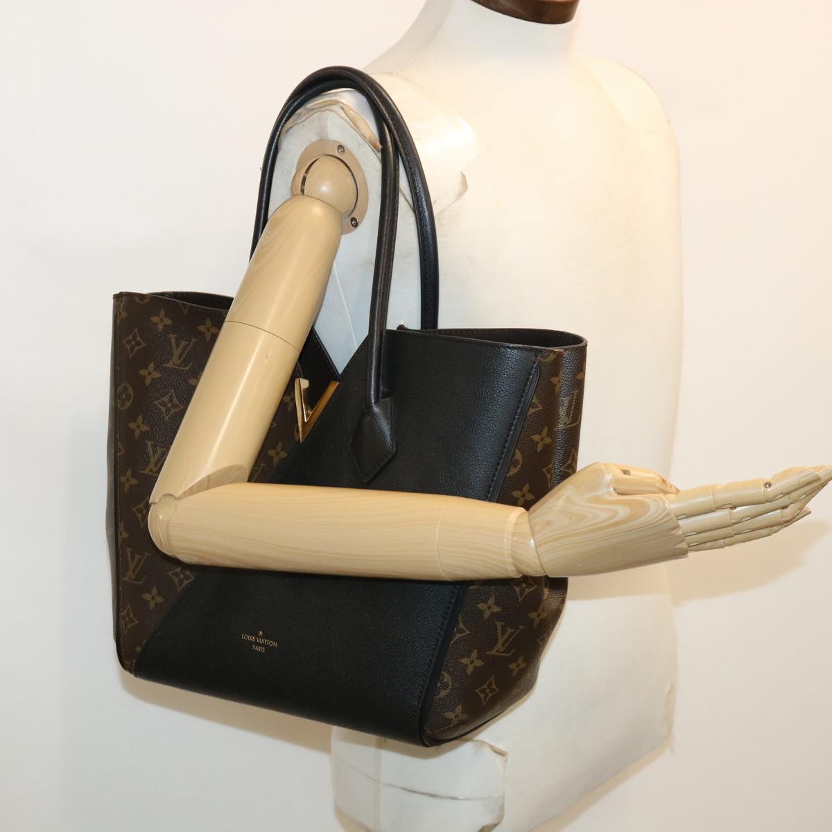 LOUIS VUITTON Kimono Tote