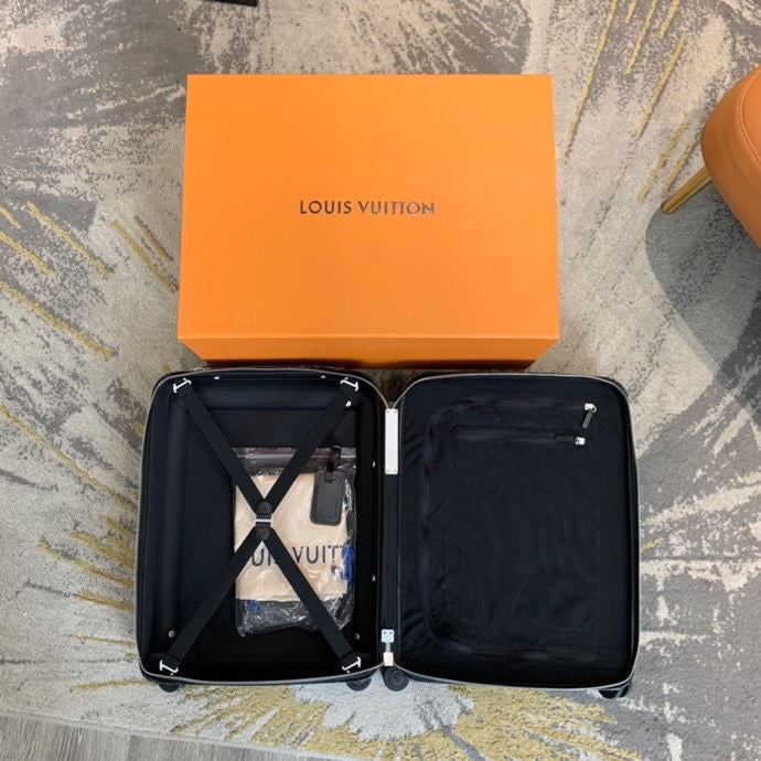 Top Quality Donald Horizon 55 Monogram Canvas For Women, WoLuGucciage 21.7in/55cm Top Quality