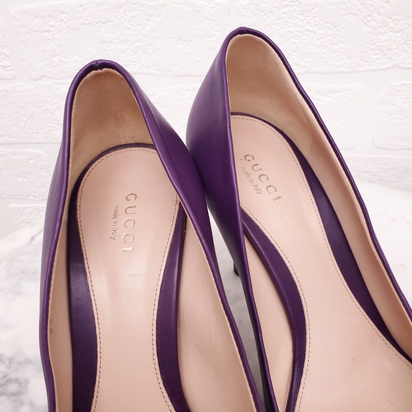GUCCI PURPLE HORSEBIT PEEP TOE HEELS - SIZE 38.5