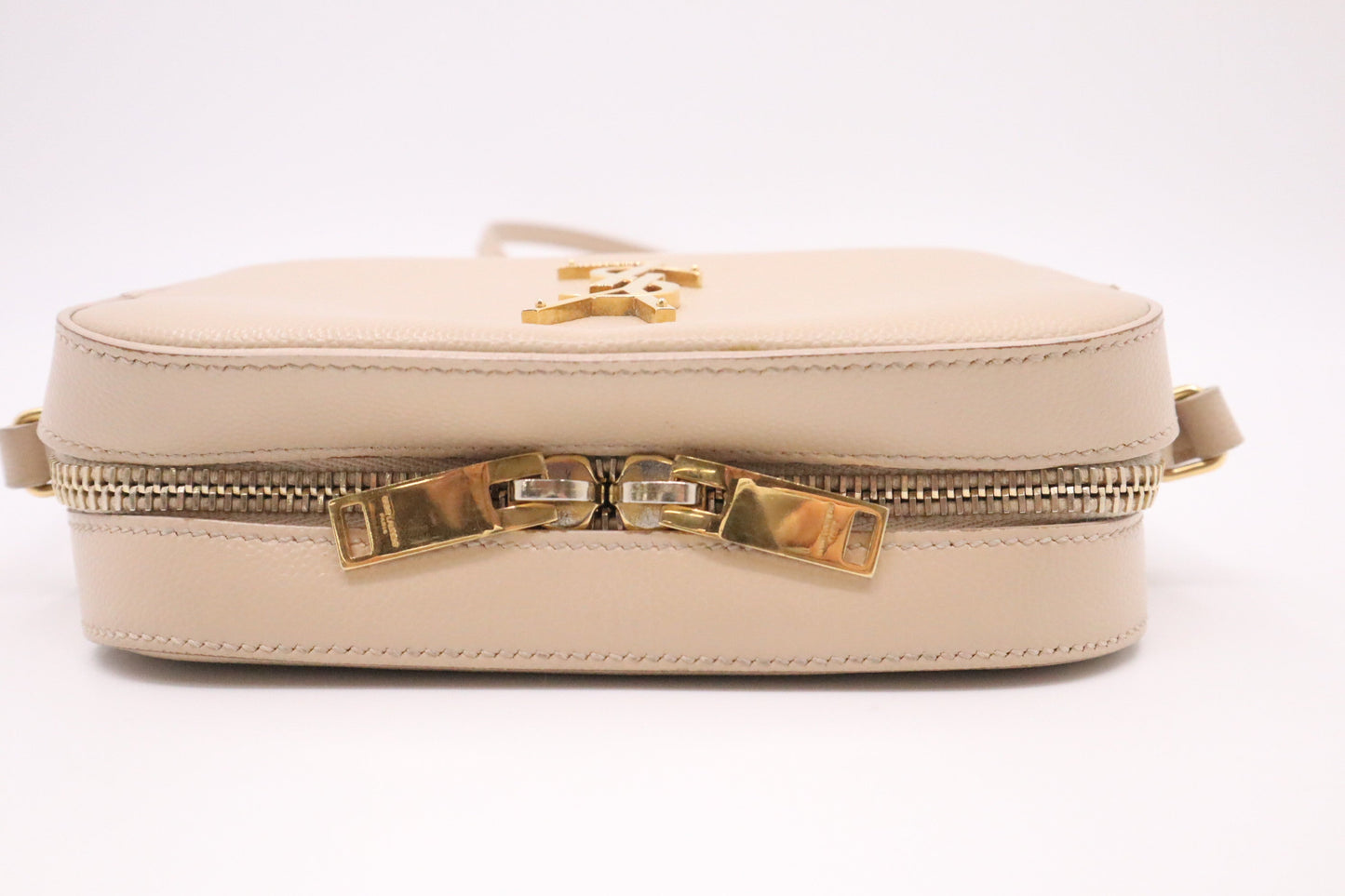 YSL Saint Laurent Crossbody Bag in Beige Pebbled Leather
