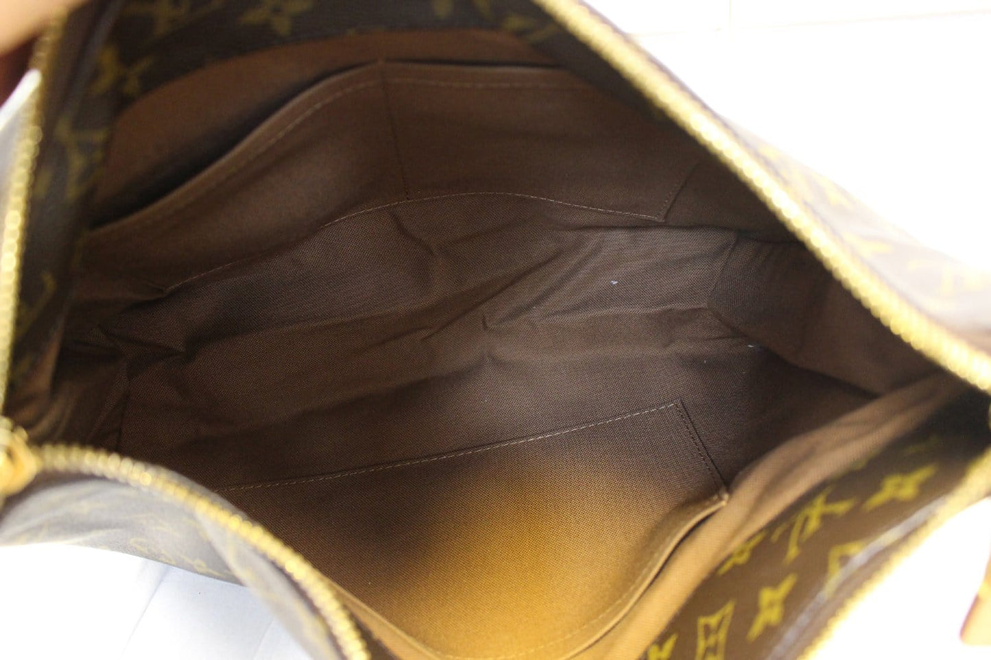 LOUIS VUITTON Monogram Canvas Sully PM Shoulder Bag