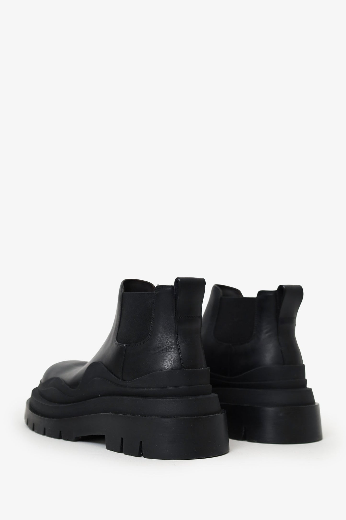 Bottega Veneta Black Leather Tire Chelsea Boots Size 38