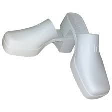 Leather mules & clogs Gucci White