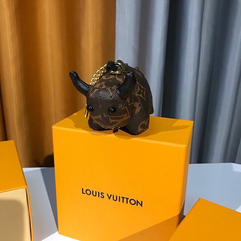 EN - Lux Keychains LUV 041