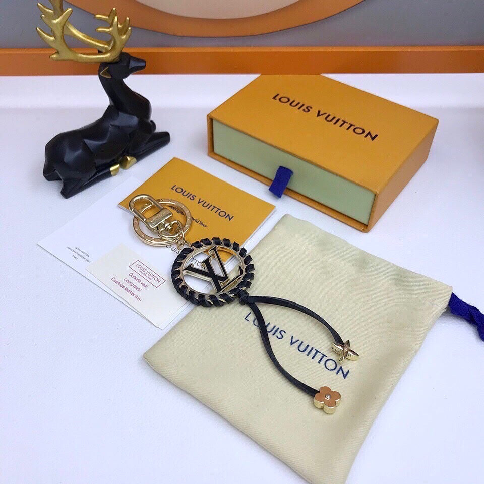 EN - Lux Keychains LUV 006