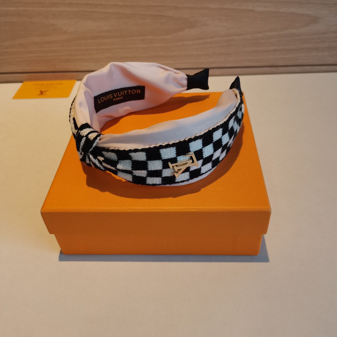 EN - Luxury Hair Band LUV 011