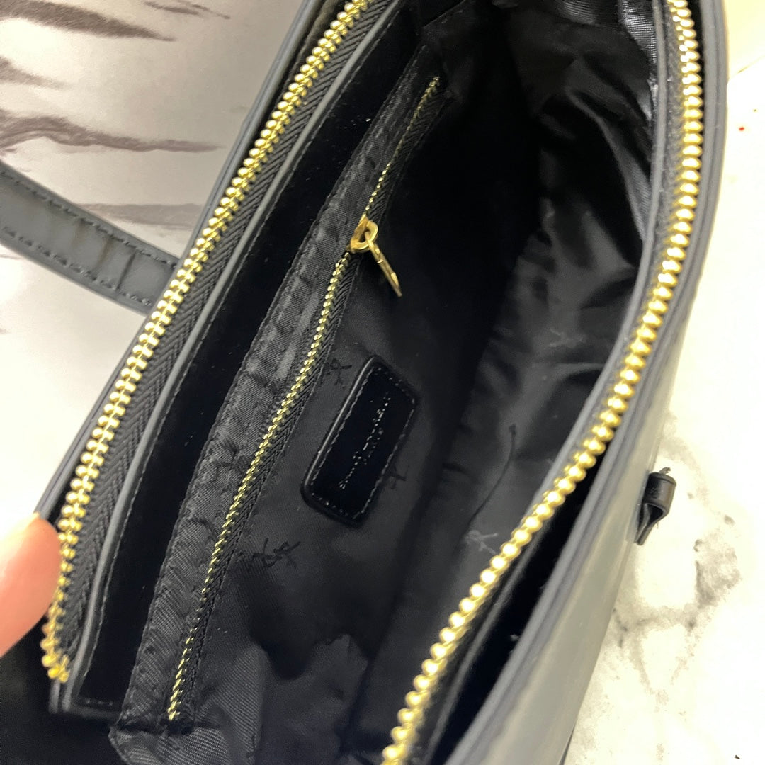 Ysl Yves Saint Laurent Handbags