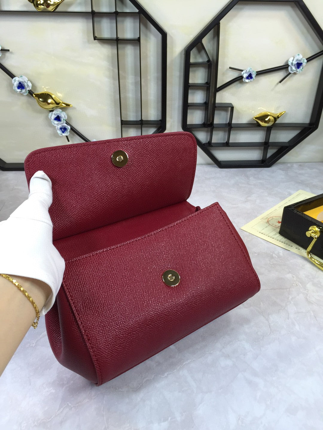 Top Quality MeTop Qualityum Sicily Handbag In Dauphine Burgundy For Women 10.2in/26cm Top Quality Top Quality4347A10018M073