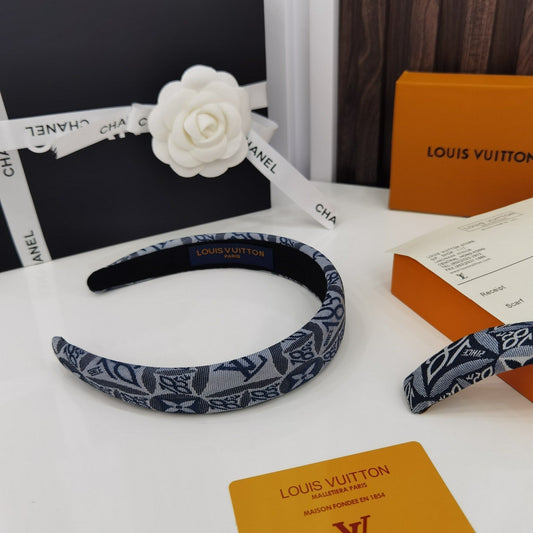 EN - Luxury Hair Band LUV 040