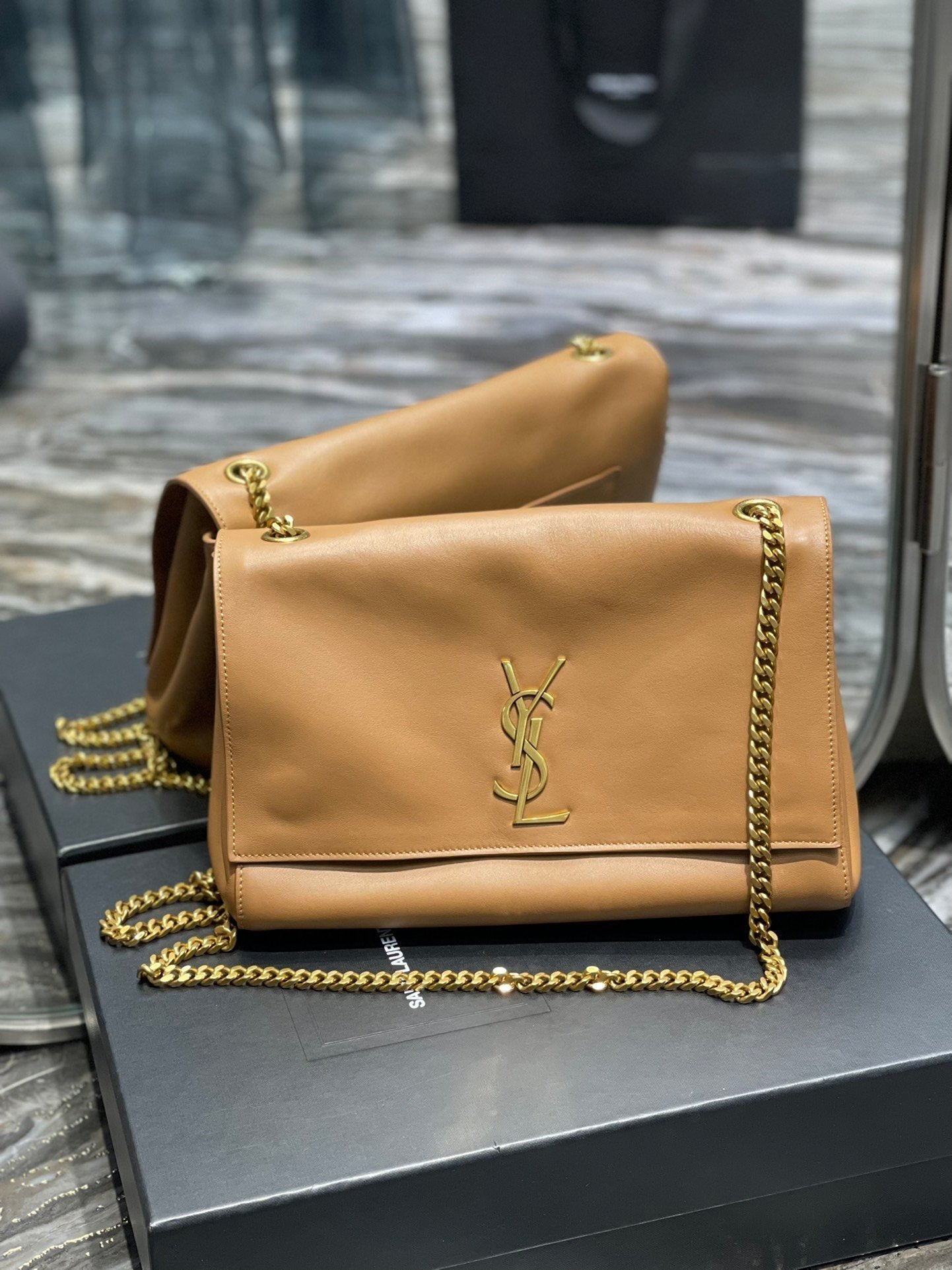 Top Quality Kate MeTop Qualityum Reversible Chain Bag Brown In Suede With Gold Hardware For Women 11.2in/29cm YSL