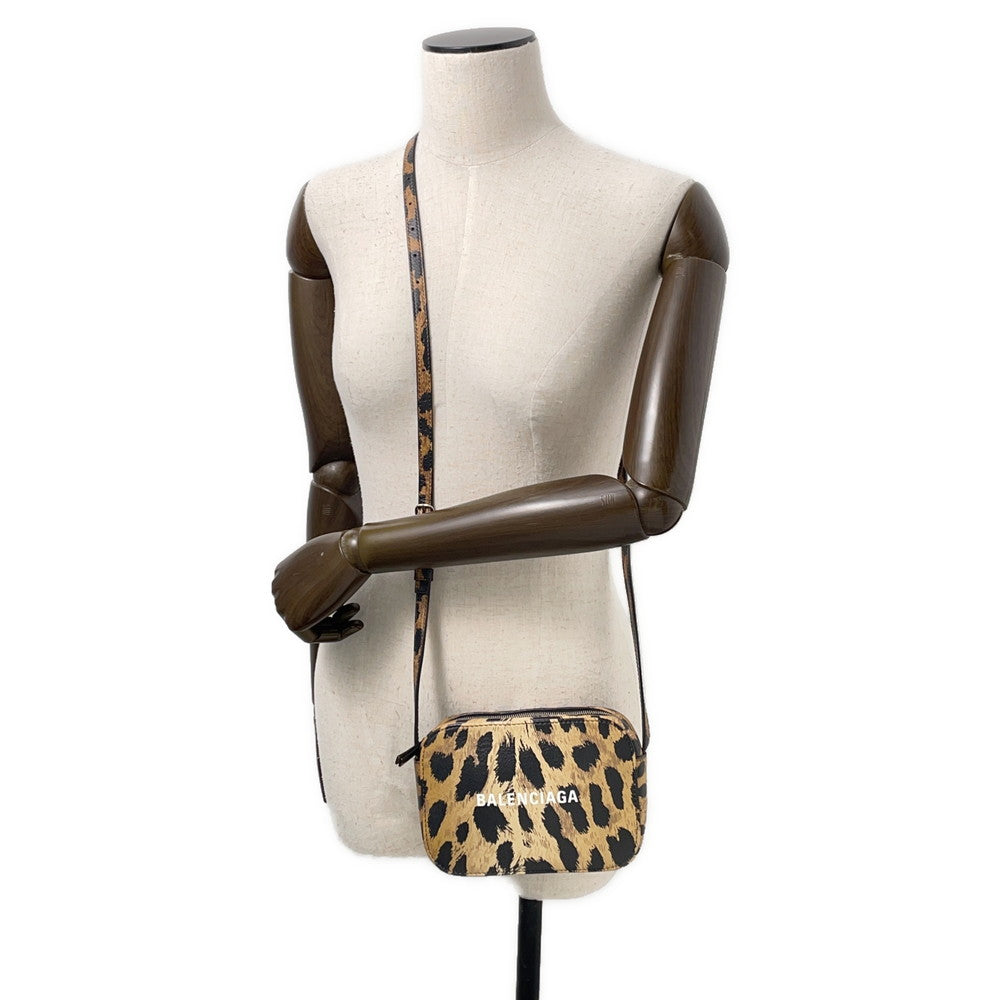 BALENCIAGA Everyday Camera Bag Leopard Pattern Beige/Black552372 Leather Size XS