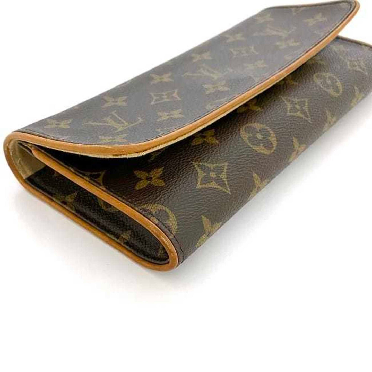 LOUIS VUITTON Florentine Shoulder Bag