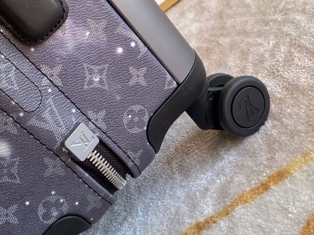 Top Quality Horizon 55 Monogram Galaxy Canvas For Women, WoLuGucciage 21.7in/55cm Top Quality