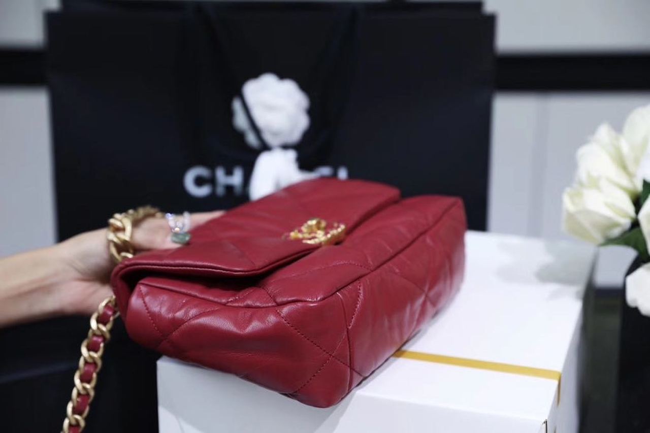 CHL 19 Handbag 26cm Burgundy For Women AS1160
