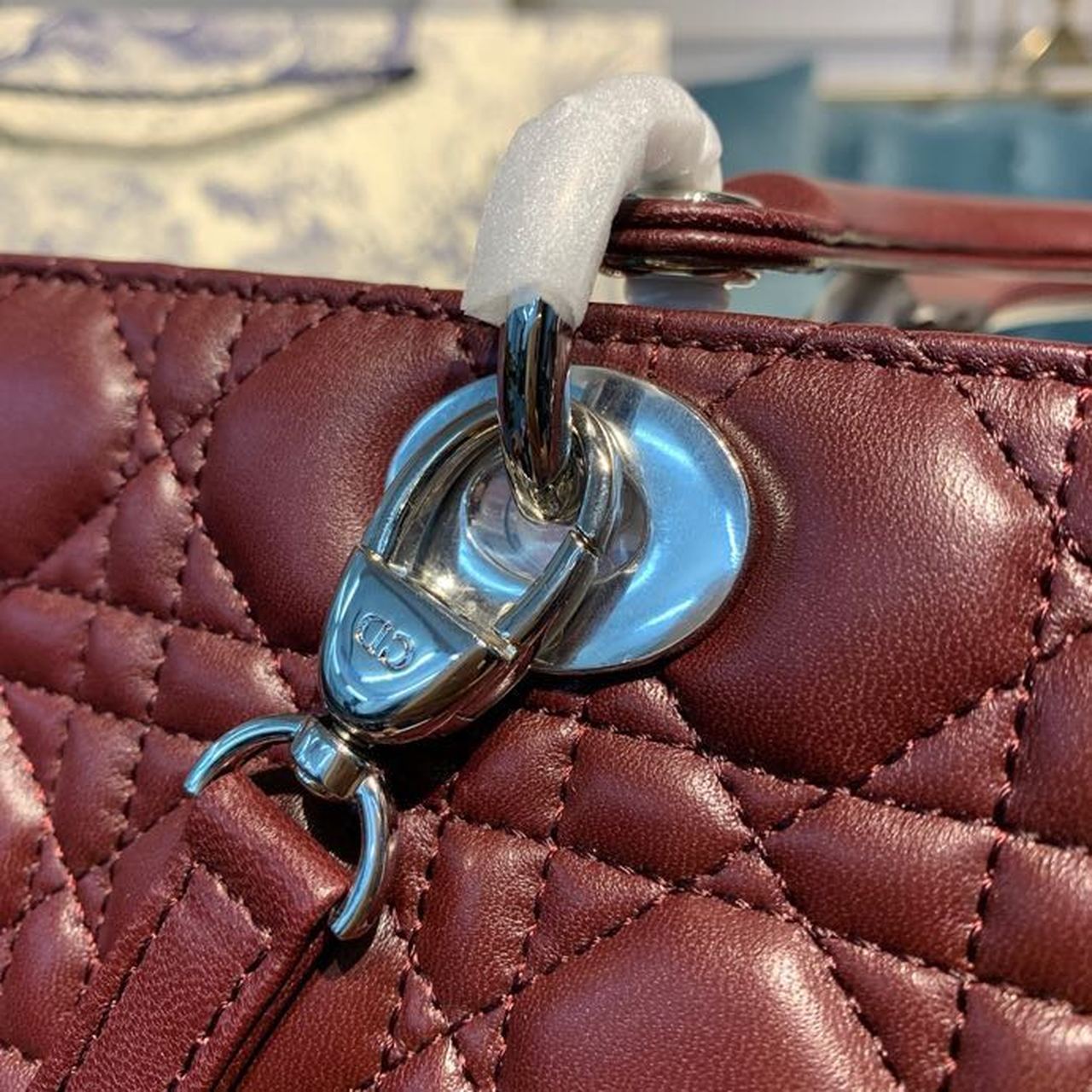 Top Quality Large Lady Bag Silver Hardware Burgundy Cannage For Women 12.5in/32cm CD