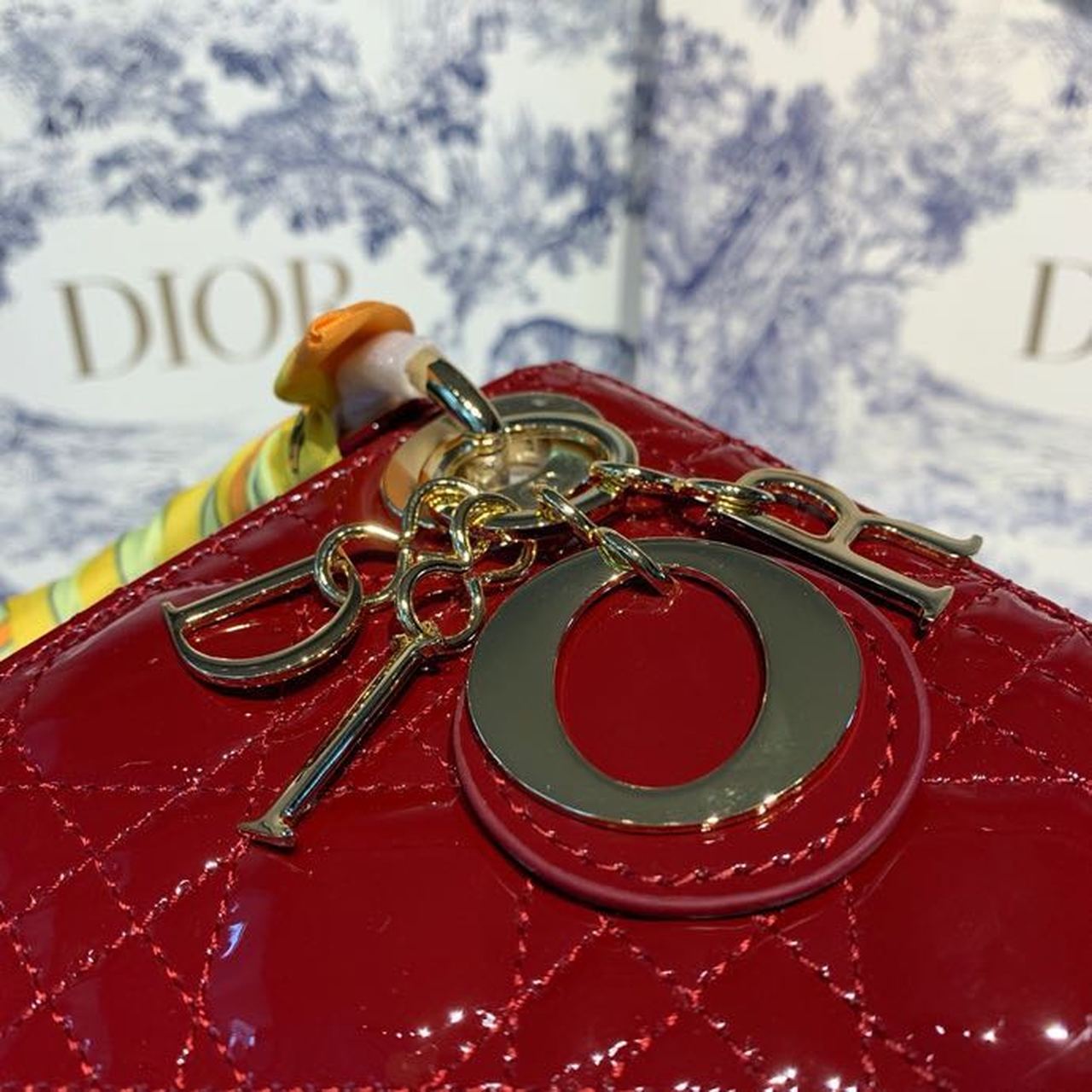 Top Quality Mini Lady Bag with Chain Gold Toned Hardware Spring/Summer Collection, Burgundy, For Women Womens Handbags, 18cm CD