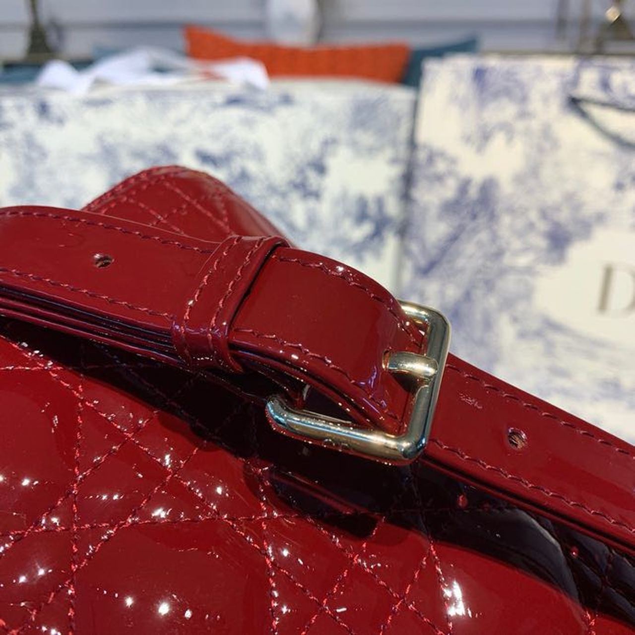 Top Quality MeTop Qualityum Lady Bag Gold Toned Hardware Burgundy Patent For Women 9.5in/24cm CD