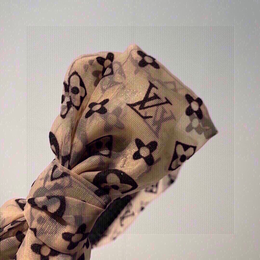 EN - Luxury Hair Band LUV 055