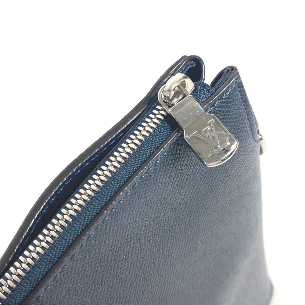 LOUIS VUITTON Business bag M33417? Taiga Leather Navy Taiga Anton
