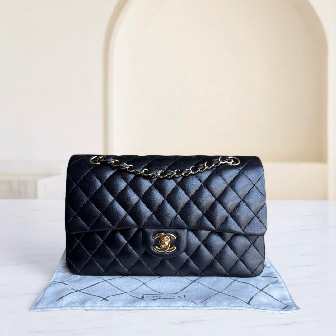 Chanel Classic Flap Medium - 25CM Quilted Lambskin Black Gold Hardware