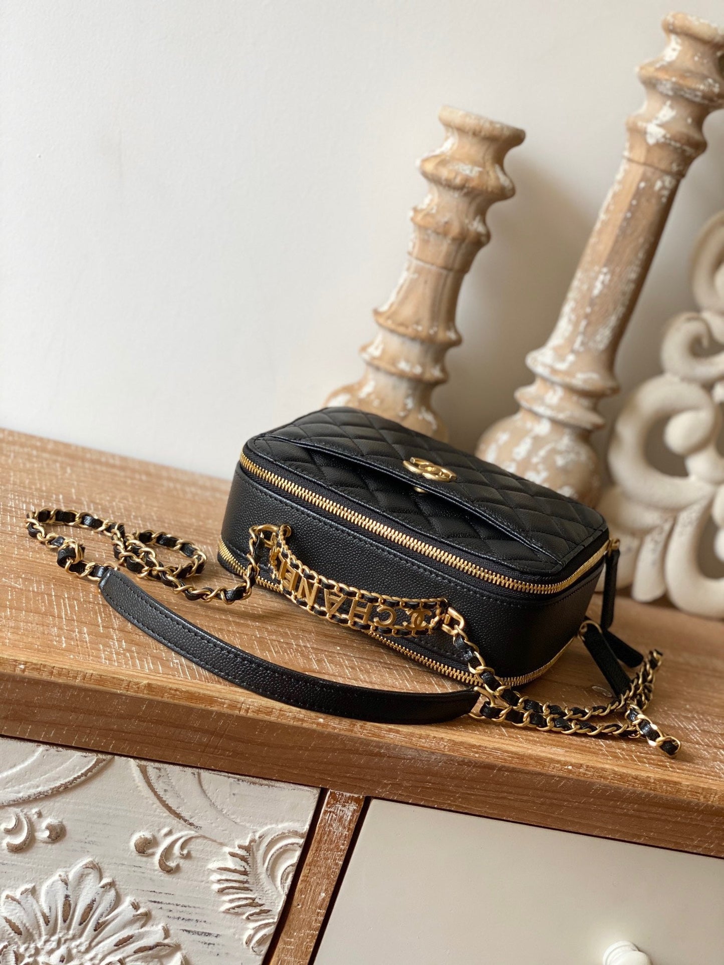 CHL Small Vanity Case Gold Hardware Black For Women Handbags, Shoulder Bags 5.9in/15cm AS3228 B08008 94305