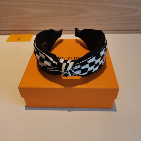 EN - Luxury Hair Band LUV 012