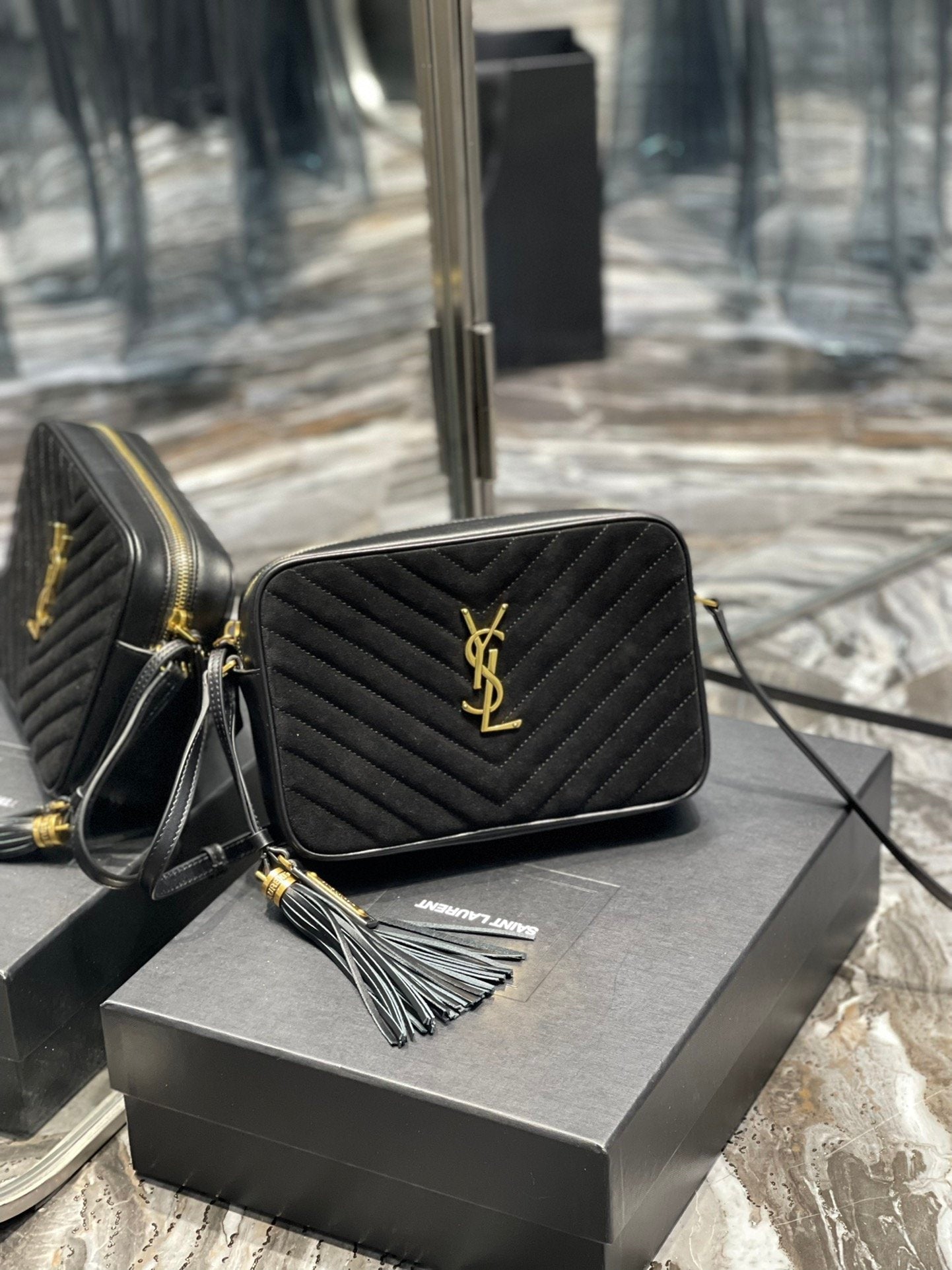 Top Quality Lou Camera Bag Black With Gold Hardware For Women 9in/23cm YSL 612544C4BW71000