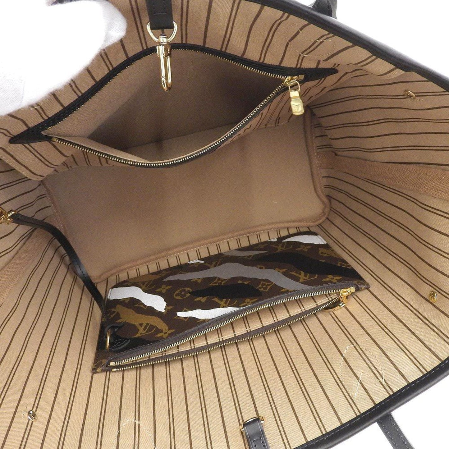 Louis Vuitton Monogram Camouflage Neverfull MM Tote Bag LOL Collaboration Limited M45201