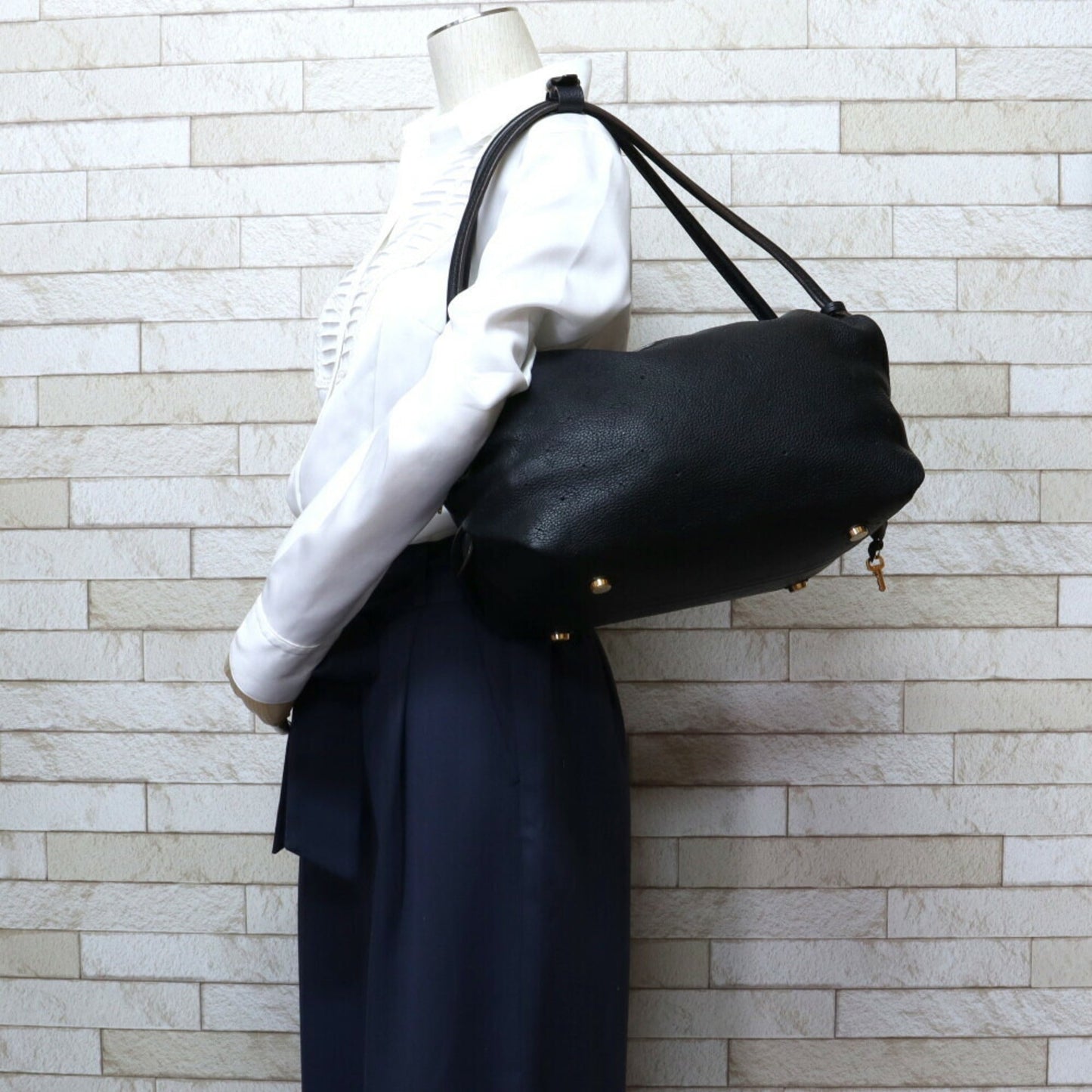 Louis Vuitton Galatea PM Mahina Shoulder Bag Noir Ladies