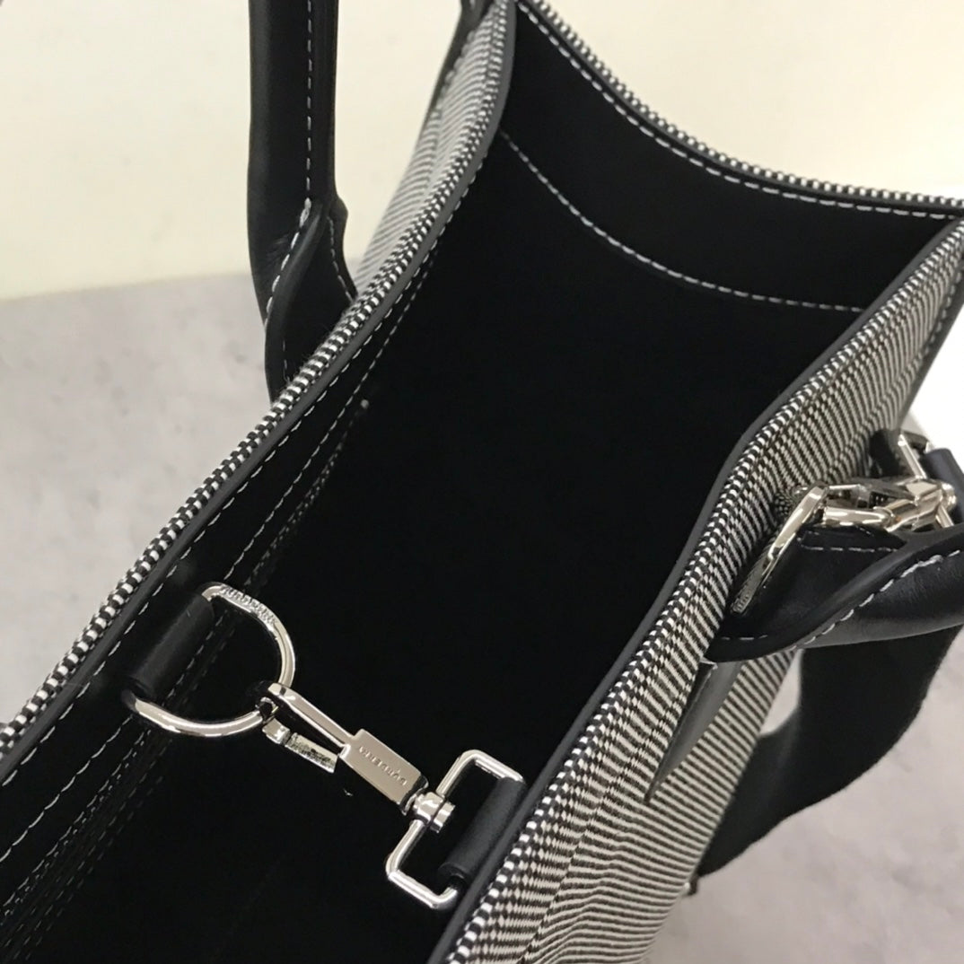 Top Quality Horseferry Print Cotton Canvas Tote Black/Grey For Women, Women’s Bags, Shoulder And Crossbody Bags 14in/ 35.5cm BUR 80508141