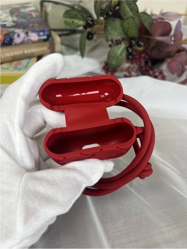 Luxury Bottega Veneta Intrecciato Airpod Pro Case Burgundy