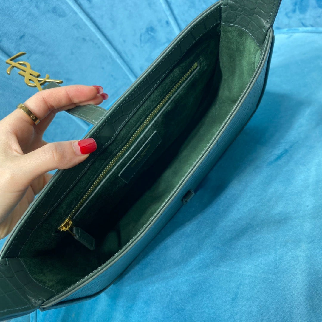 Top Quality Le 5 À 7 Hobo Bag In CrocoTop Qualityle Embossed Shiny Dark Green For Women 9in/23cm YSL 657228DZE0W3045