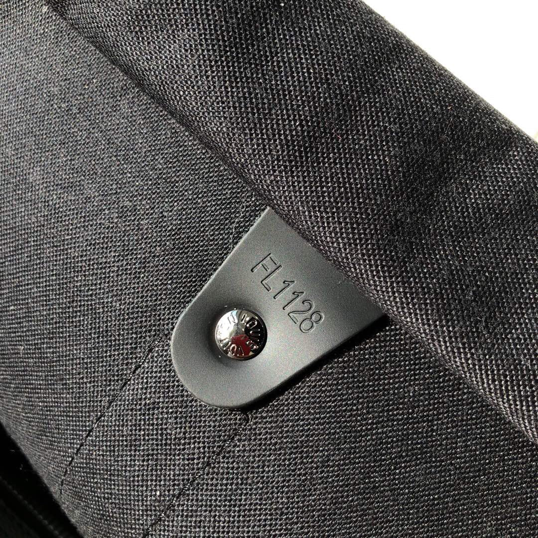 Top Quality LuGucciage Bag Monogram 50cm Black