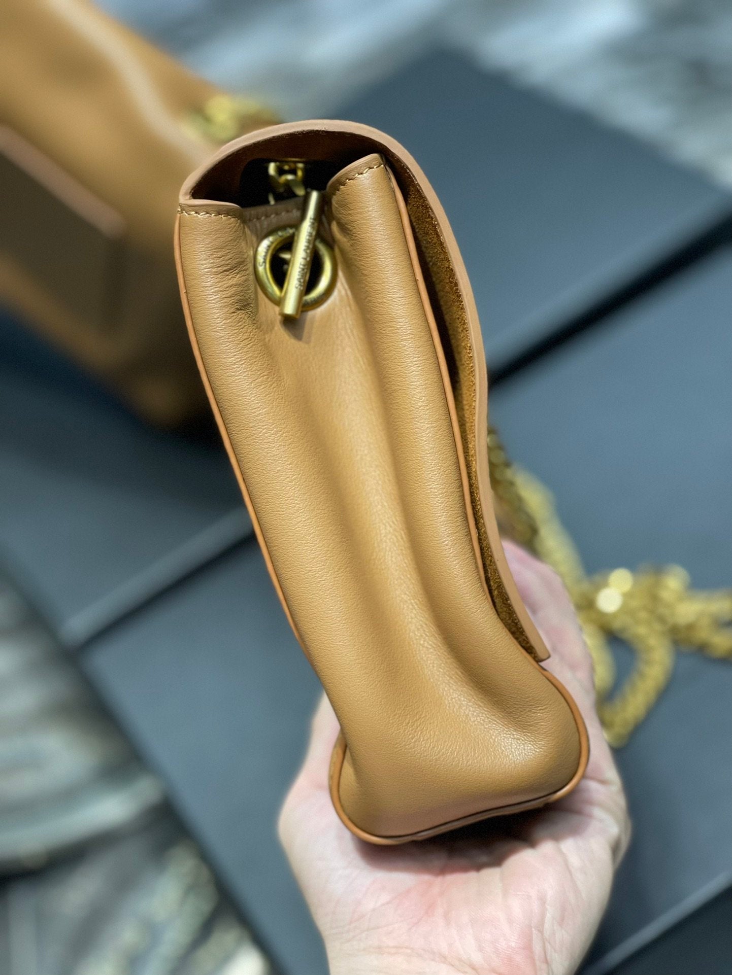 Top Quality Kate MeTop Qualityum Reversible Chain Bag Brown In Suede With Gold Hardware For Women 11.2in/29cm YSL