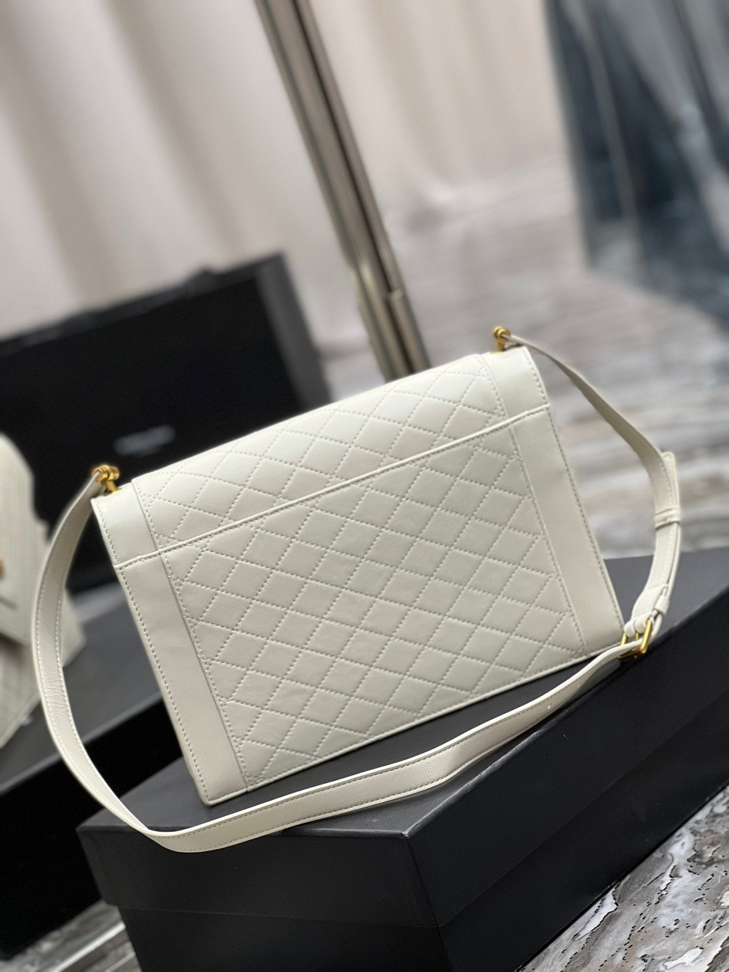 Top Quality Gaby Satchel Bag In White With Gold Toned Hardware For Women 10.2in/26cm YSl 6688631EL079207