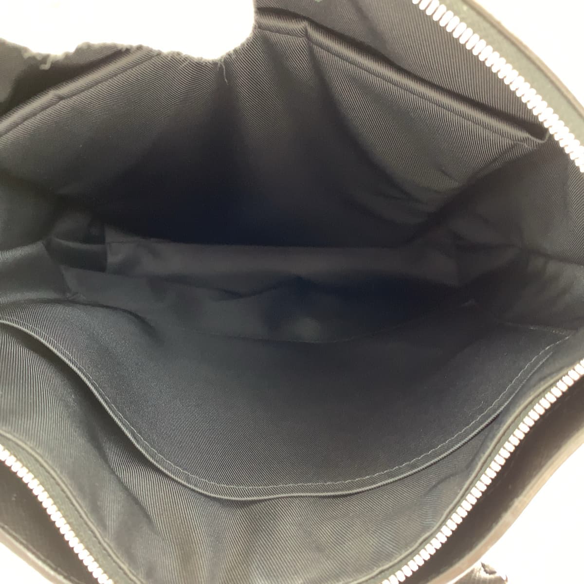 LOUIS VUITTON Business bag M33433 Taiga Noir black black Tote Bag Business bag Taiga Anton Tote mens  d