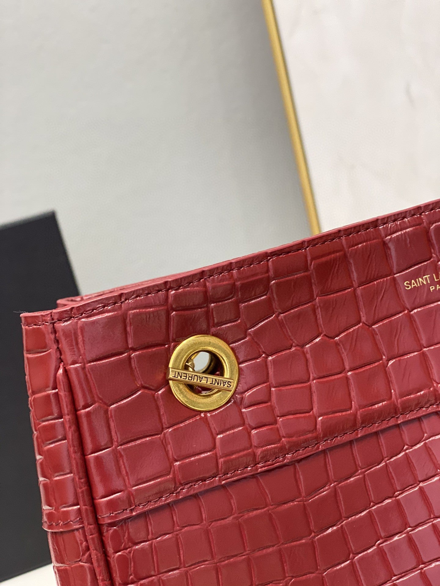 Top Quality Claude-Effect Tote Bag Red For Women 11in/28cm YSL 64028116J0W