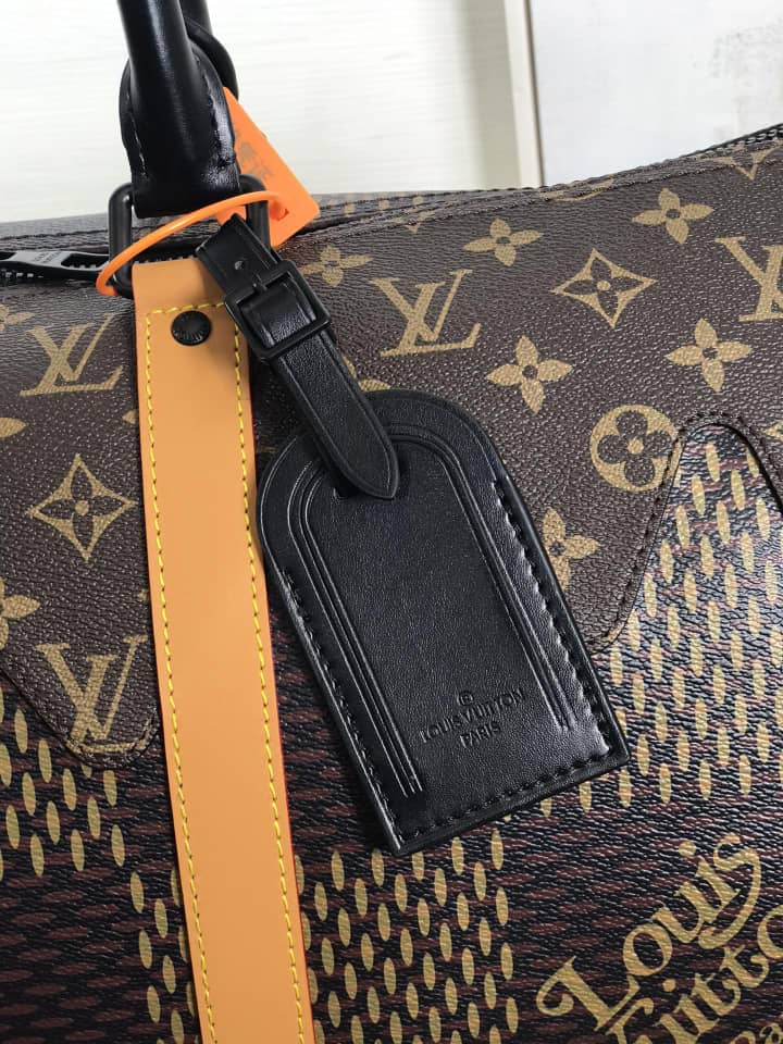 EN - New 1:1 rep  Bags LUV 522