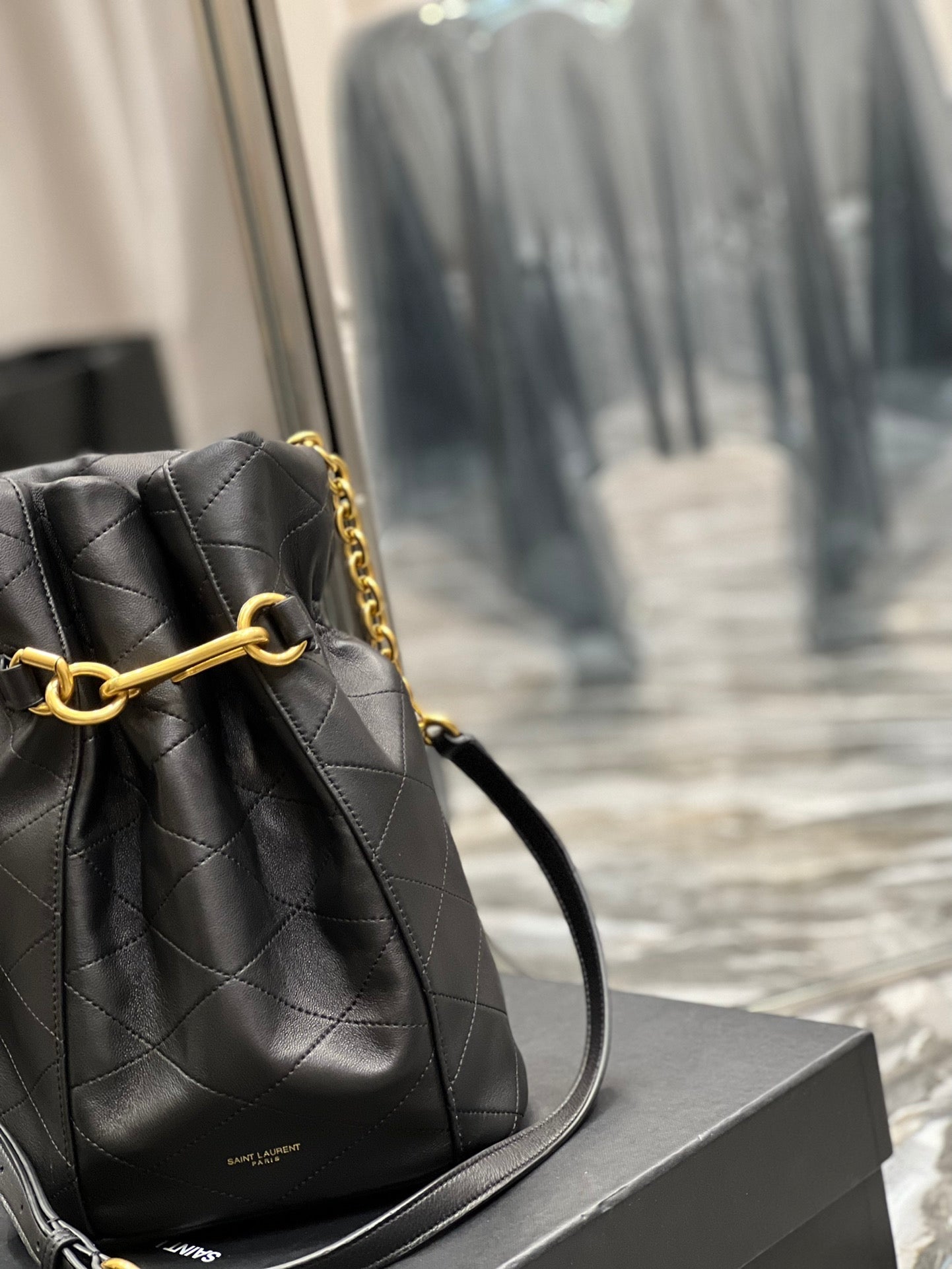 Top Quality Le Maillon Bucket Bag Black For Women 10.6in/27cm YSL 686310AAAJK1000
