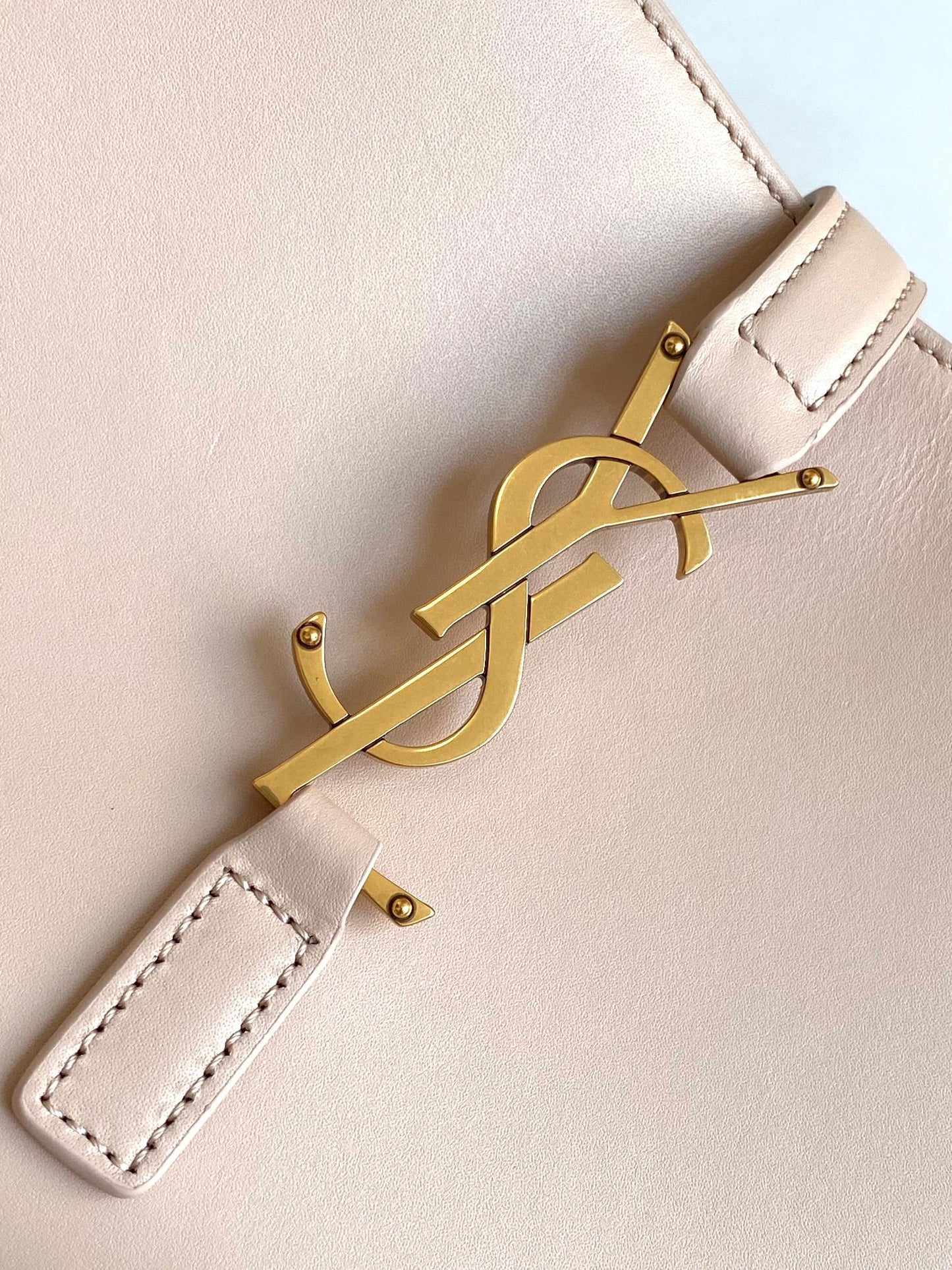 Top Quality LE 5 À 7 Hobo Bag Light Ivoire For Women 9in/23cm YSL