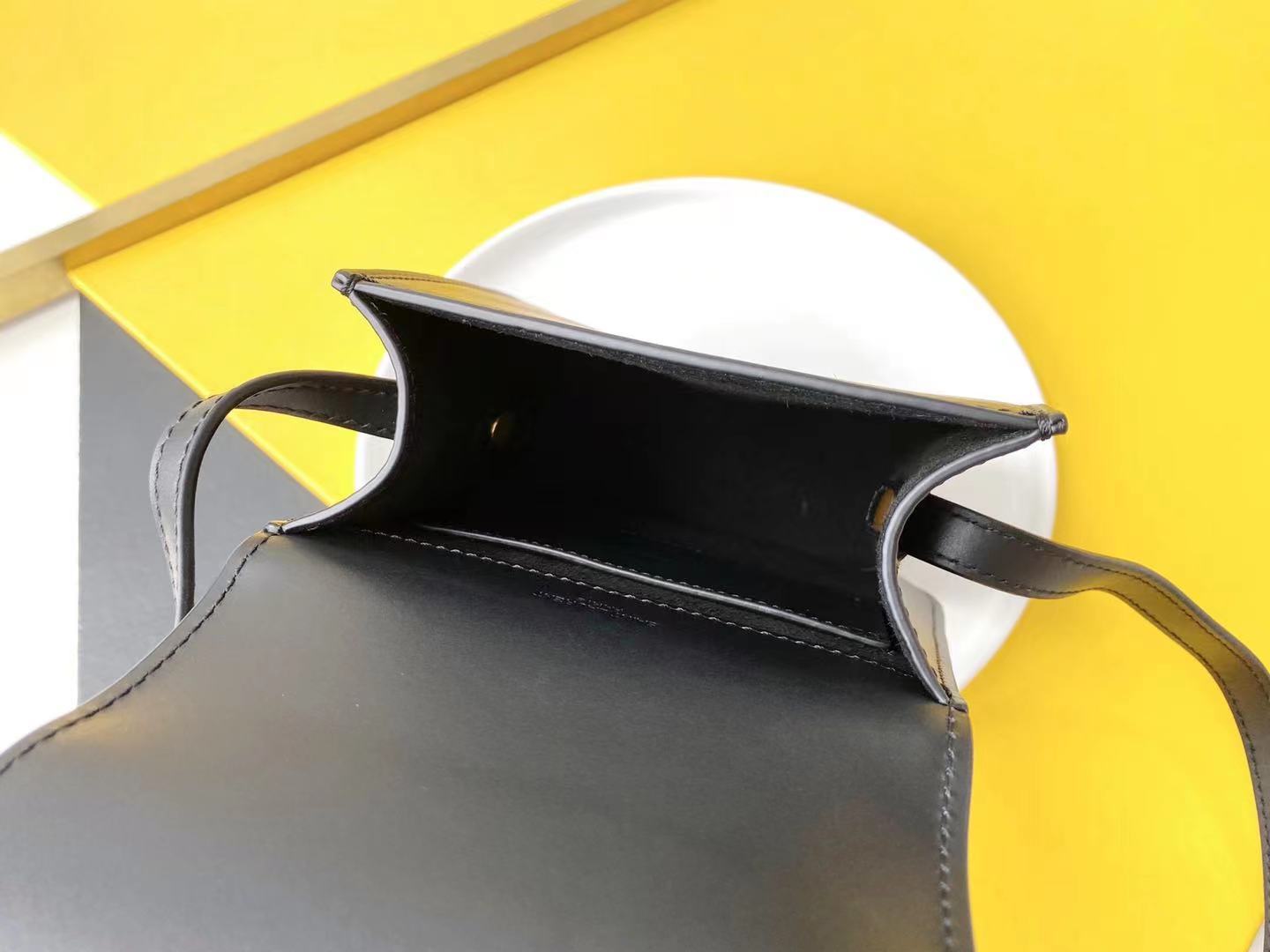 Top Quality Kaia North/South Satchel Bag In Vegetable Tanned Black Material With Gold Hardware For Women 6.6in/18cm YSL 668809BWR0W1000