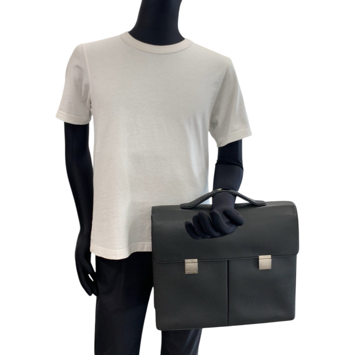 LOUIS VUITTON Business bag M30802 Taiga black Briefcase handbag Kazan