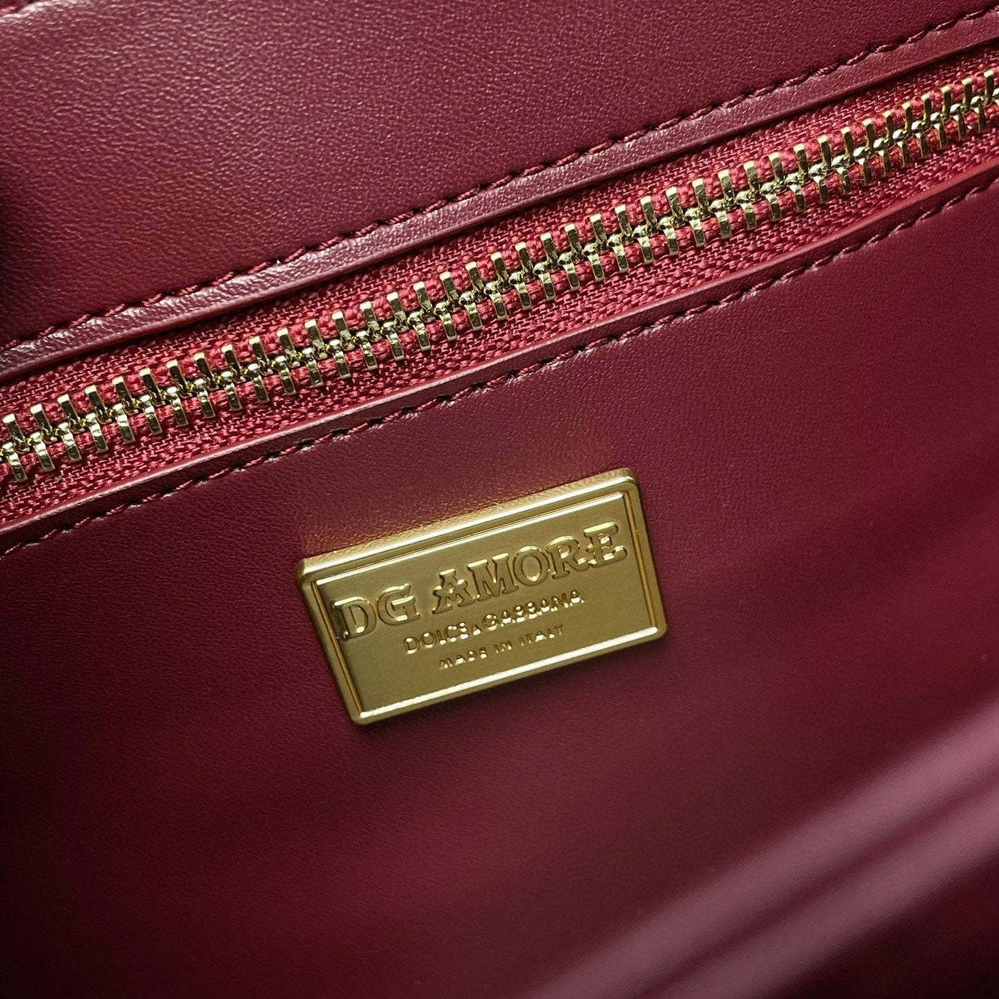 Top Quality Top Quality Girls Bag In Quilted Nappa Burgundy For Women 10.6in/27cm Top Quality