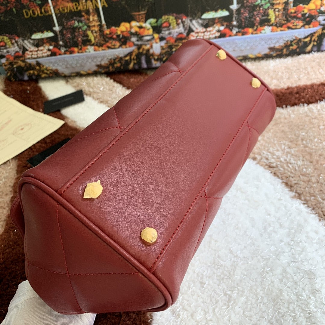 Top Quality MeTop Qualityum Sicily Bag In Quilted Burgundy For Women 10.2in/26cm Top Quality 