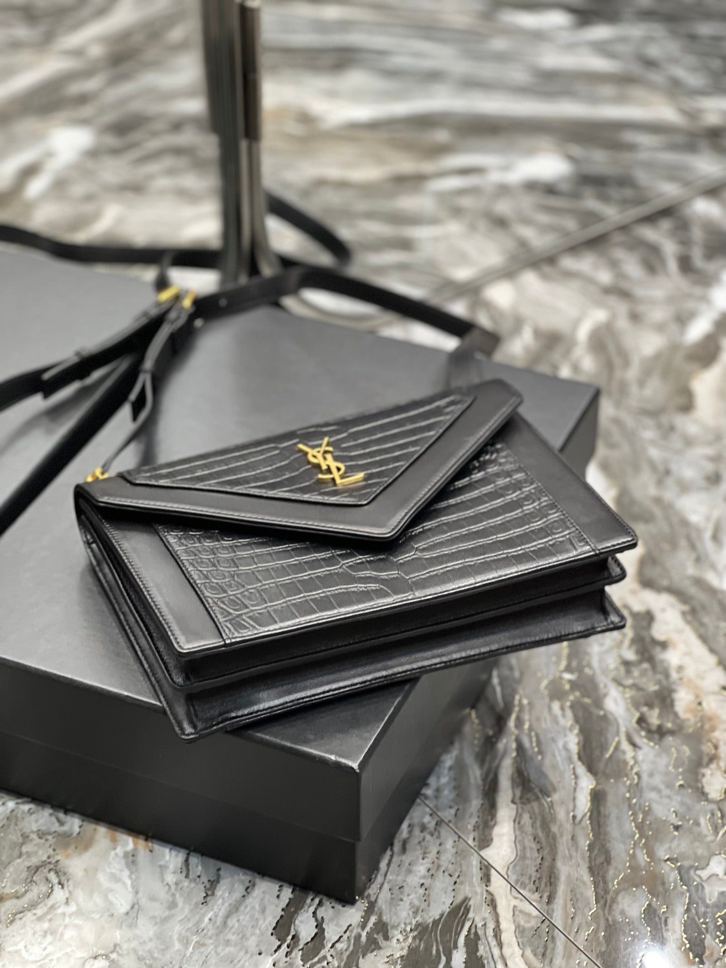 Top Quality Gaby Satchel Bag In Black With Gold Toned Hardware For Women 10.2in/26cm YSl 695724DZEUW1000