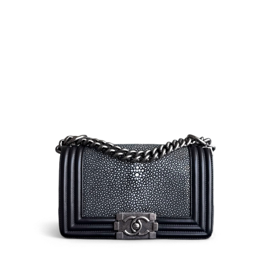 Chanel Boy Small Exotic Limited Edition - Stingray Black Ruthenium Silver Hardware Series 18