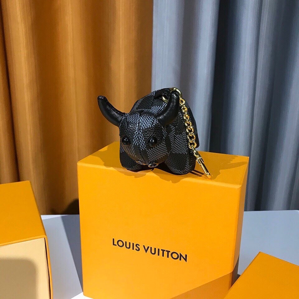 EN - Lux Keychains LUV 036