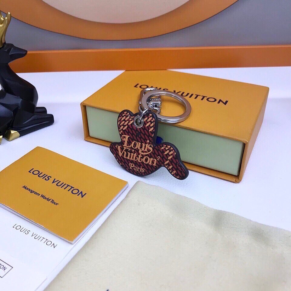 EN - Lux Keychains LUV 011