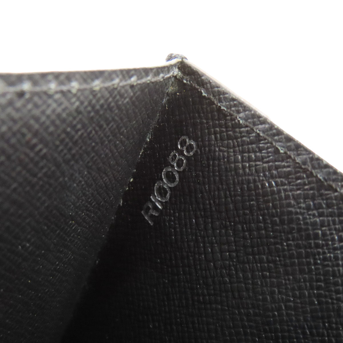 LOUIS VUITTON business bag M52762 Epi black Pochette Serie Dragonne