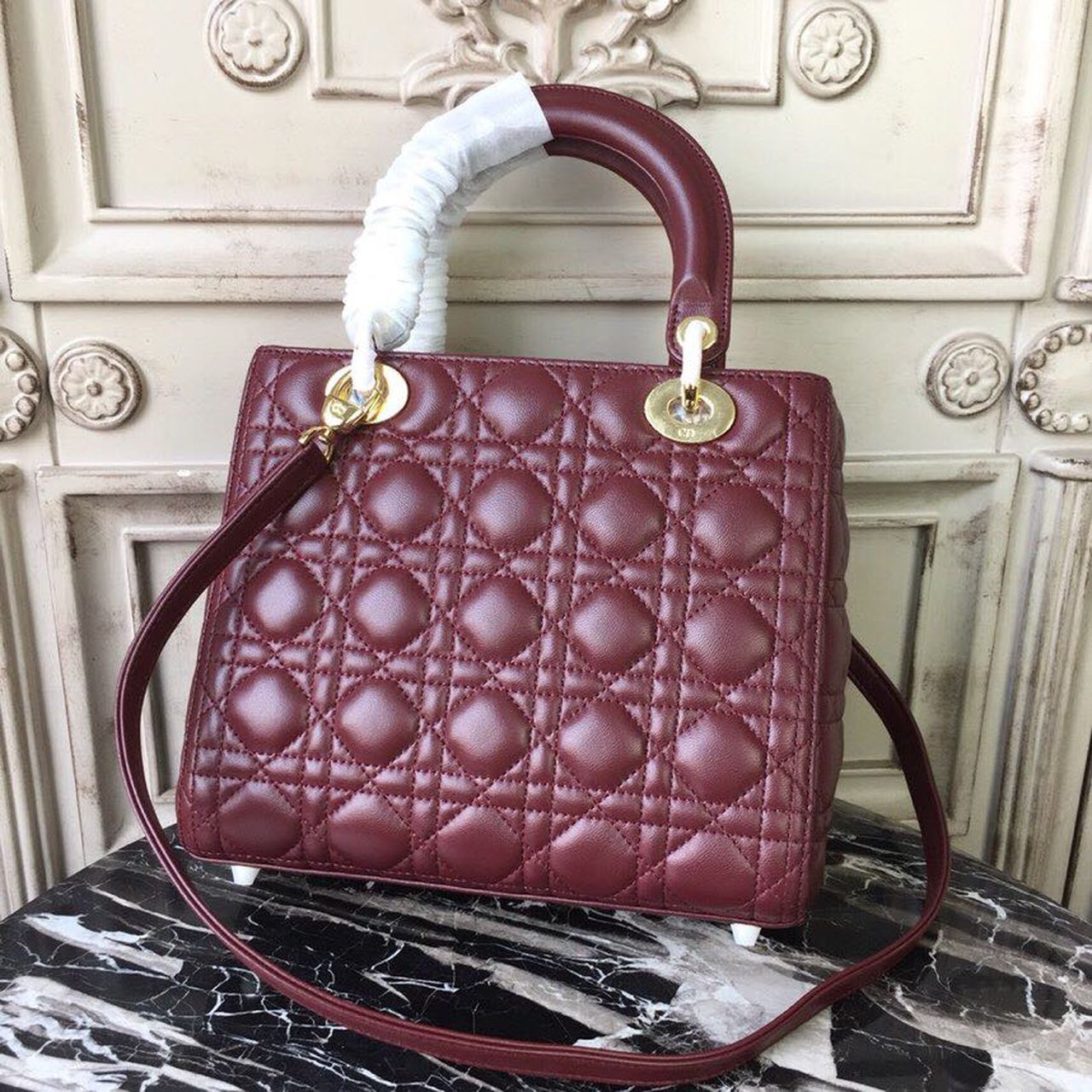 Top Quality MeTop Qualityum Lady Bag Gold Toned Hardware Burgundy For Women 24cm/9in CD
